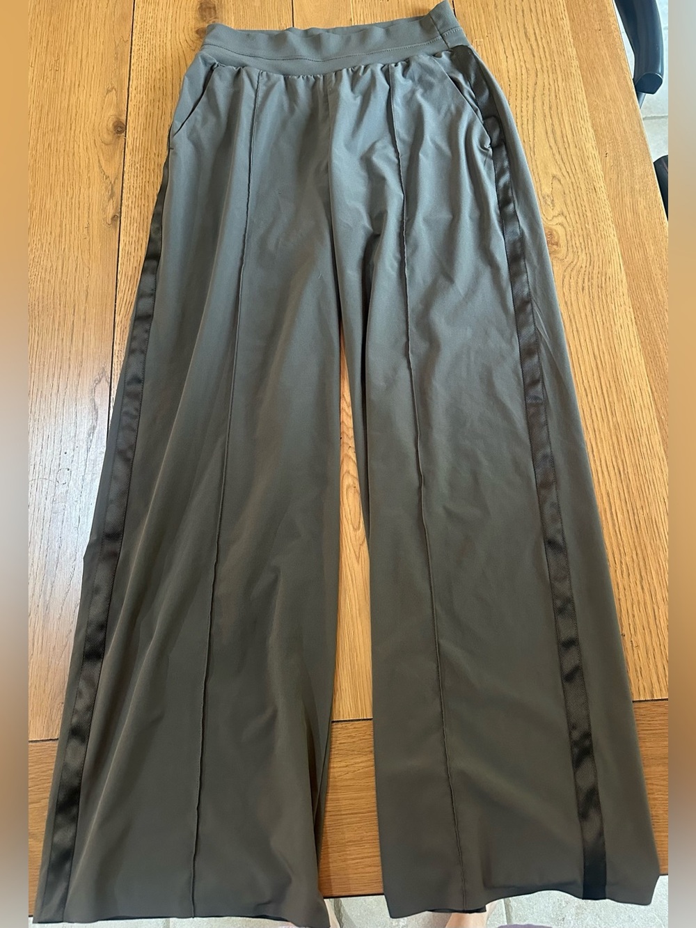 Athleta Olive Nolita Wide Leg Pants with Satin Side Stripe